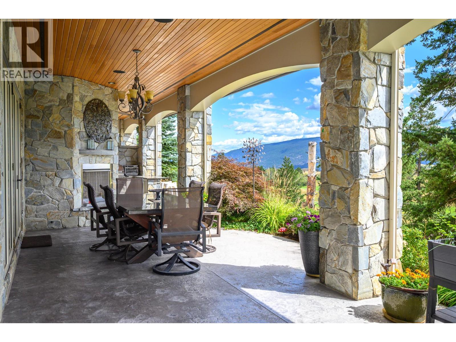 602 Falcon Point Way, Vernon, British Columbia  V1H 2H7 - Photo 80 - 10398517