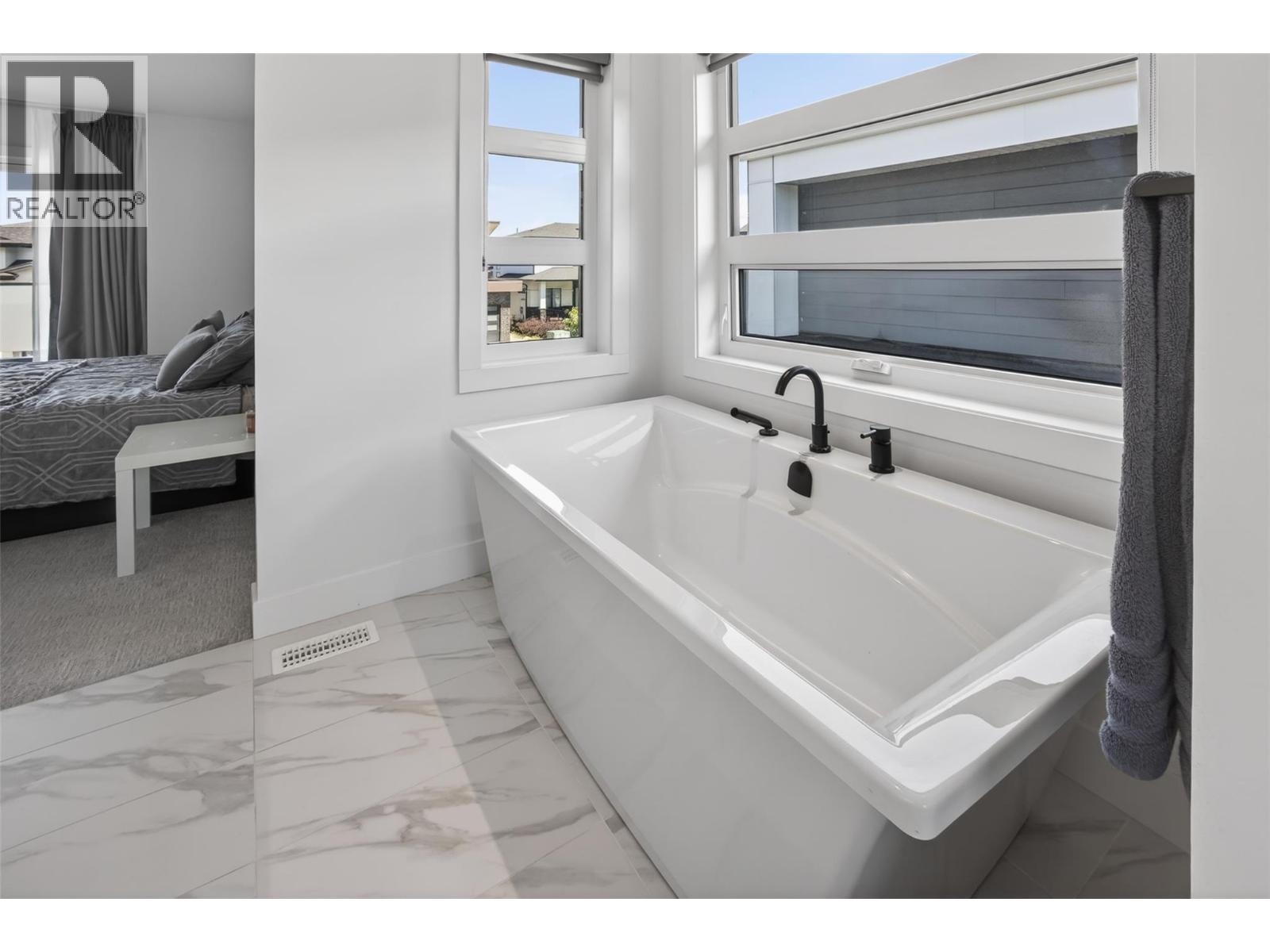 1265 Ponds Avenue, Kelowna, British Columbia  V1W 5N1 - Photo 47 - 10398561