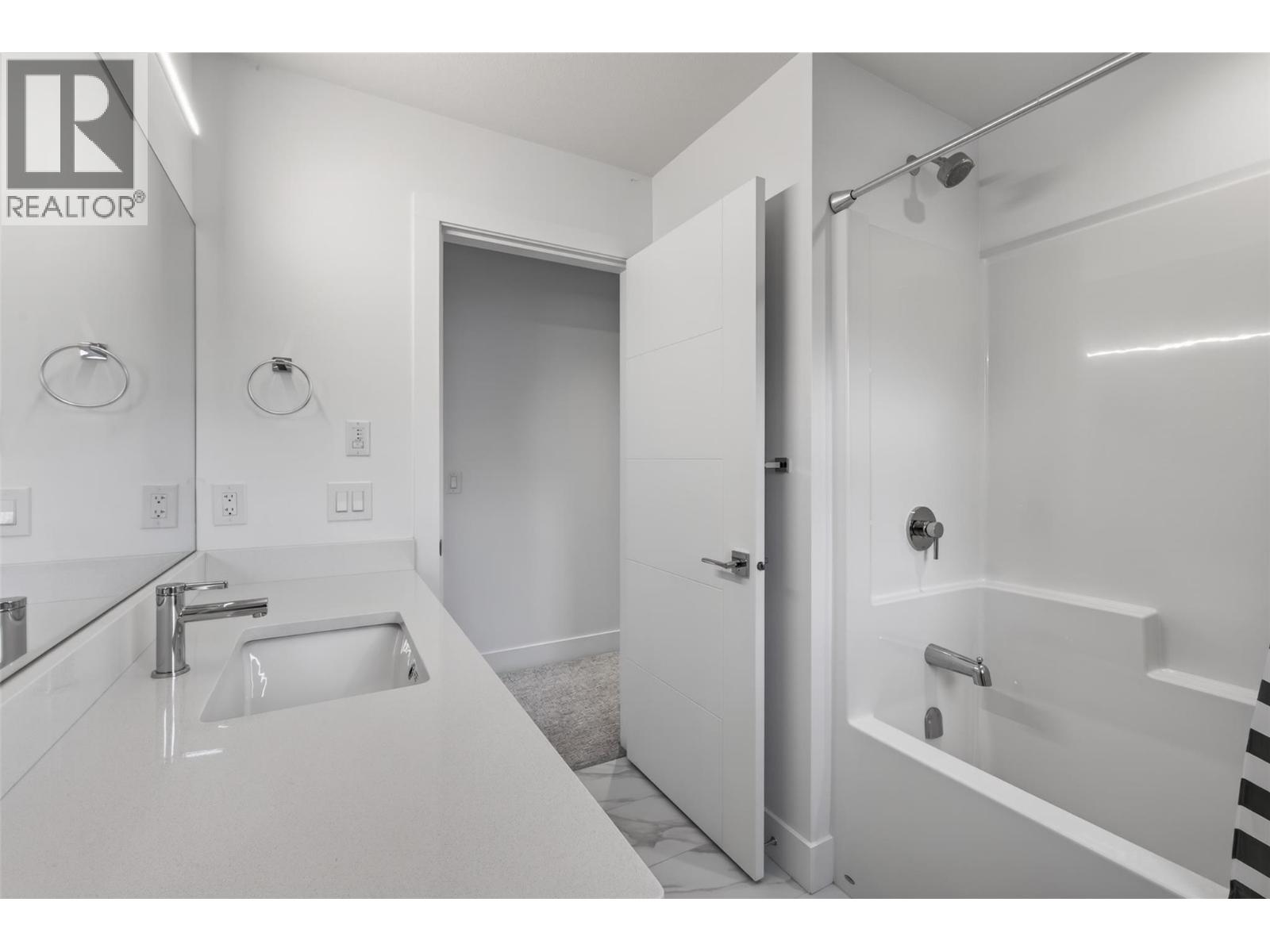 1265 Ponds Avenue, Kelowna, British Columbia  V1W 5N1 - Photo 58 - 10398561