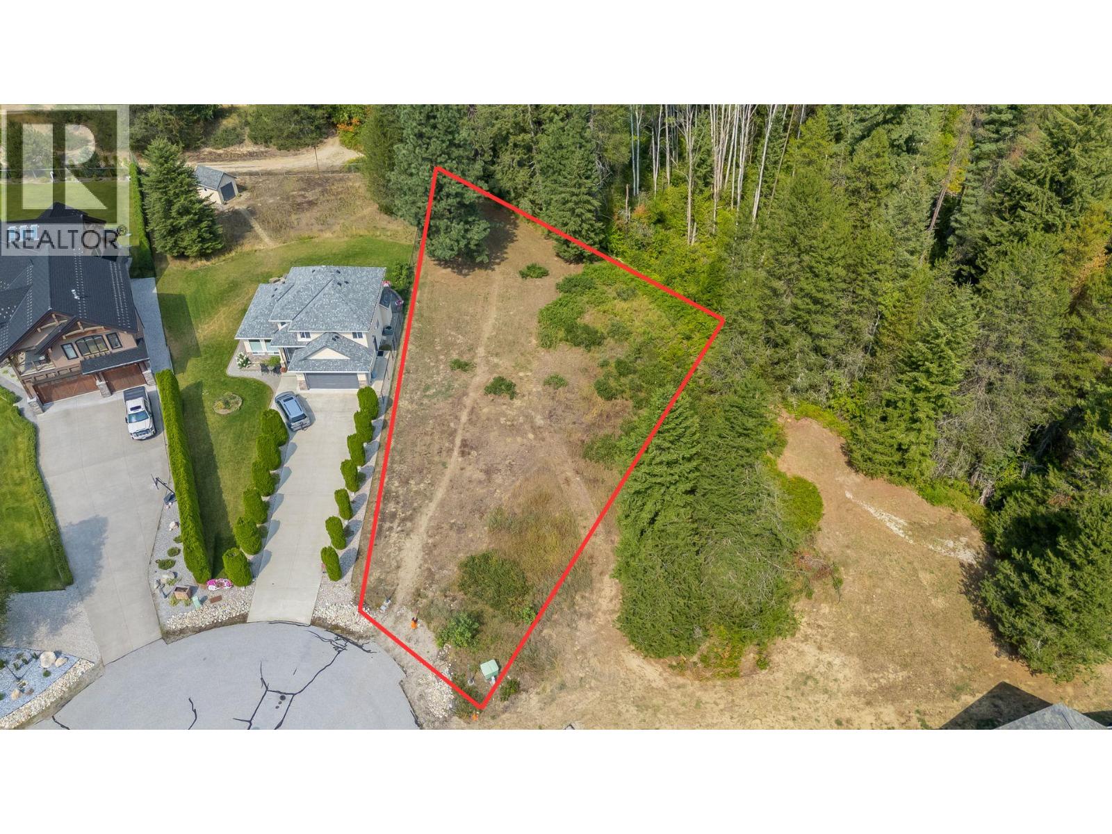 1629 Putter Lane, Castlegar, British Columbia  V1N 4W7 - Photo 2 - 10398418