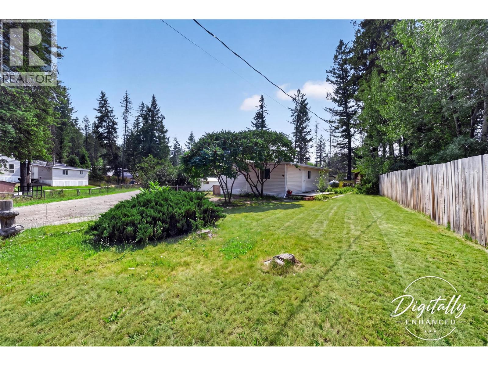 8470 Caithness Road Unit# 16, Elko, British Columbia  V0B 1T3 - Photo 1 - 10398443