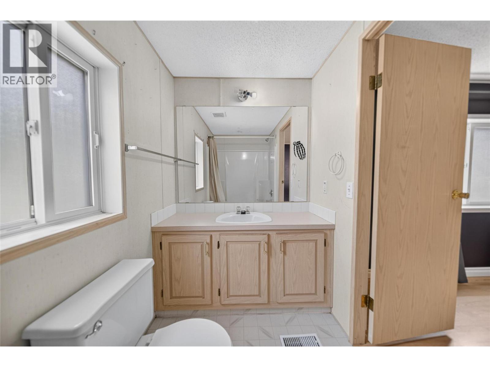 8470 Caithness Road Unit# 16, Elko, British Columbia  V0B 1T3 - Photo 27 - 10398443