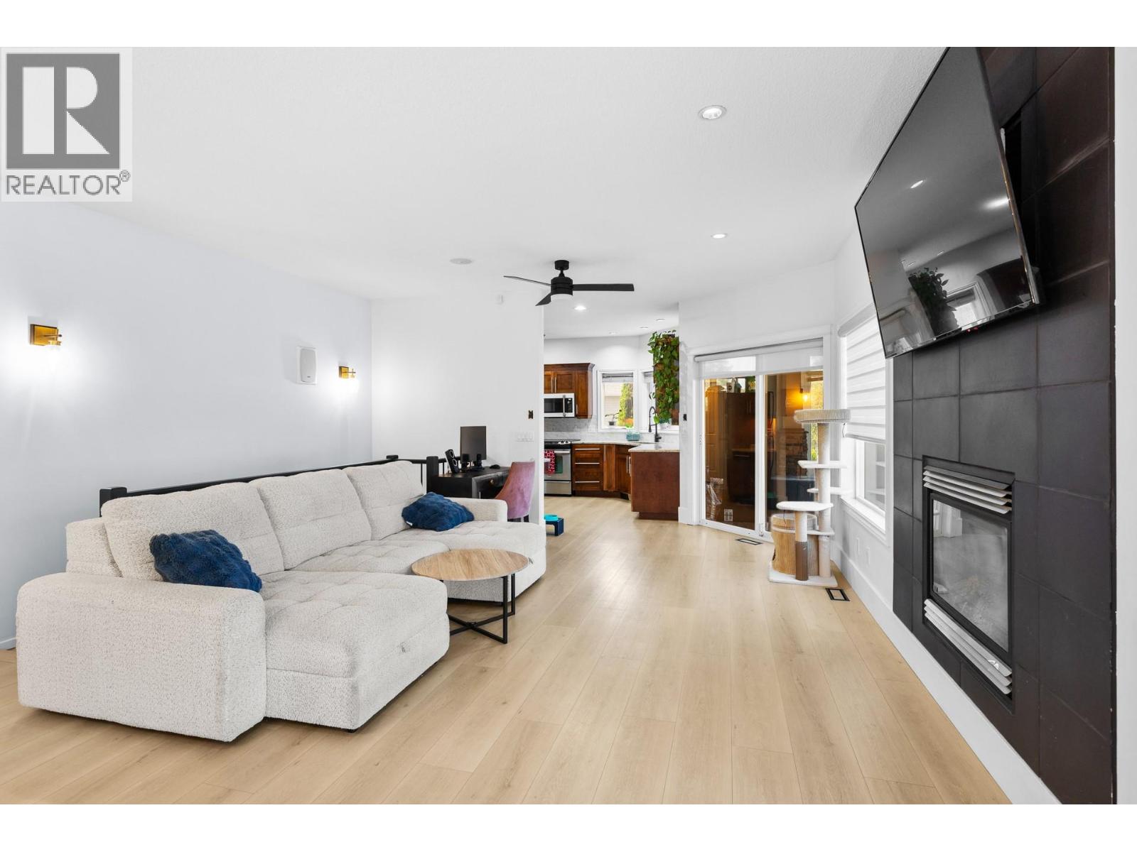 5185 Cobble Court, Kelowna, British Columbia  V1W 4Y8 - Photo 6 - 10398373