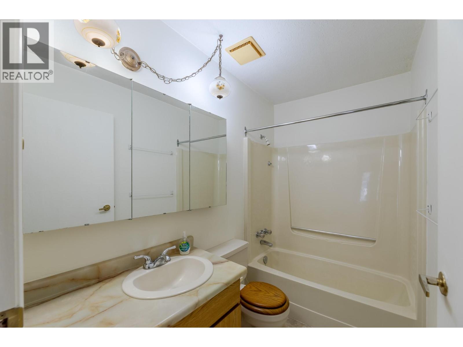 8010 Vedette Drive Unit# 1, Osoyoos, British Columbia  V0H 1Z2 - Photo 16 - 10398577