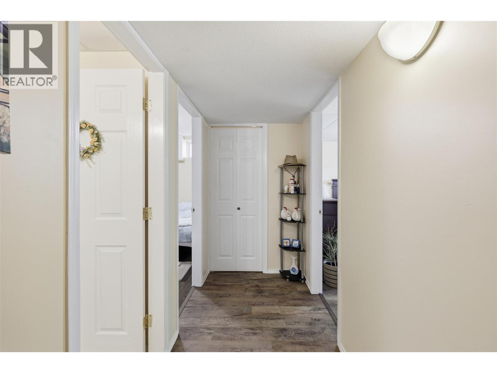 1954 Stirling Drive, Kamloops, British Columbia  V1S 1P9 - Photo 53 - 10398574