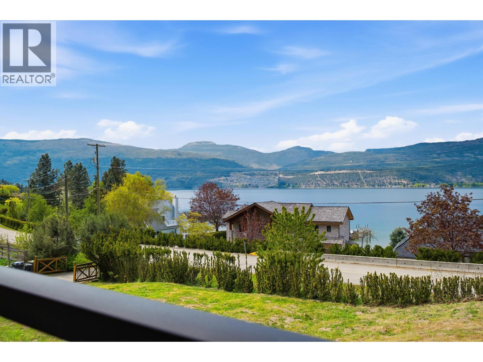 16475 Carrs Landing Road, Lake Country, British Columbia  V4V 1C3 - Photo 2 - 10398333