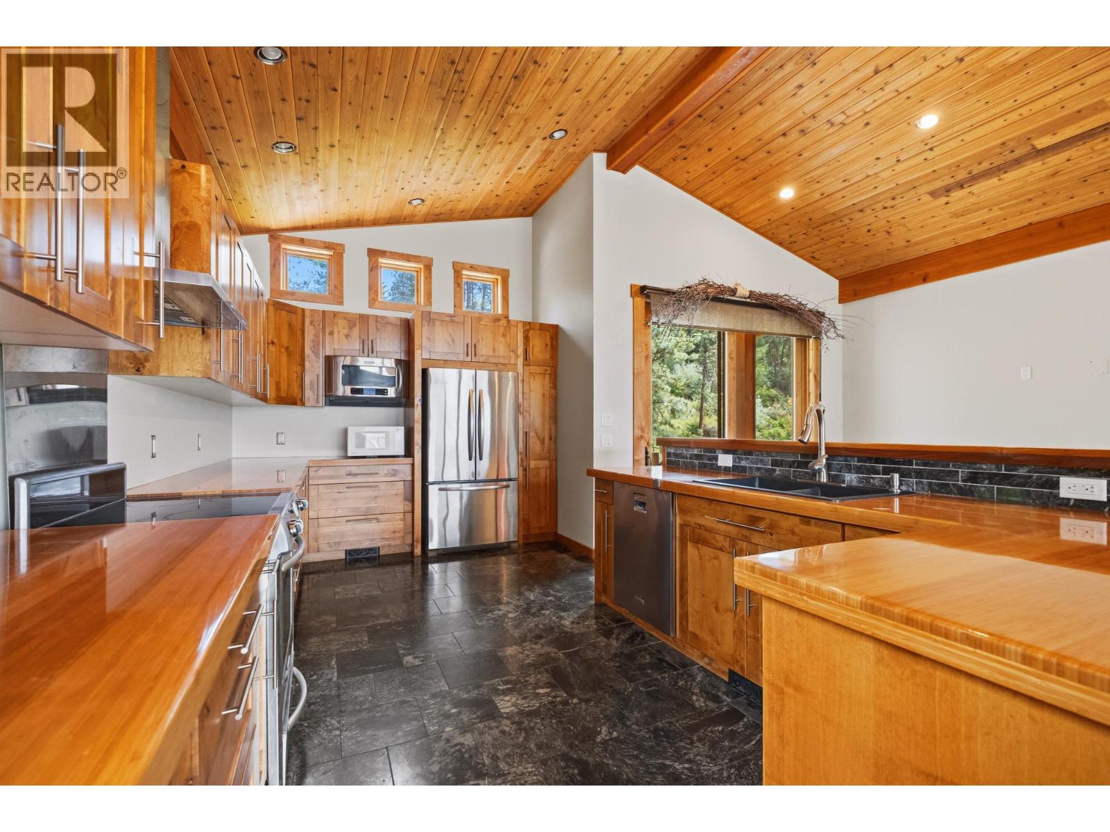 16475 Carrs Landing Road, Lake Country, British Columbia  V4V 1C3 - Photo 32 - 10398333