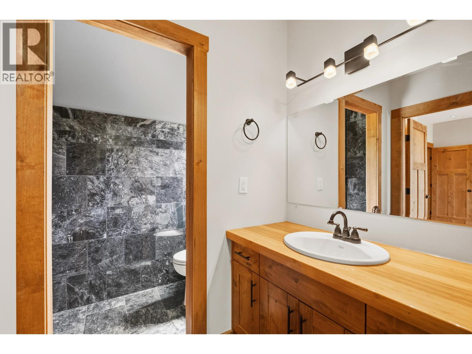 16475 Carrs Landing Road, Lake Country, British Columbia  V4V 1C3 - Photo 40 - 10398333