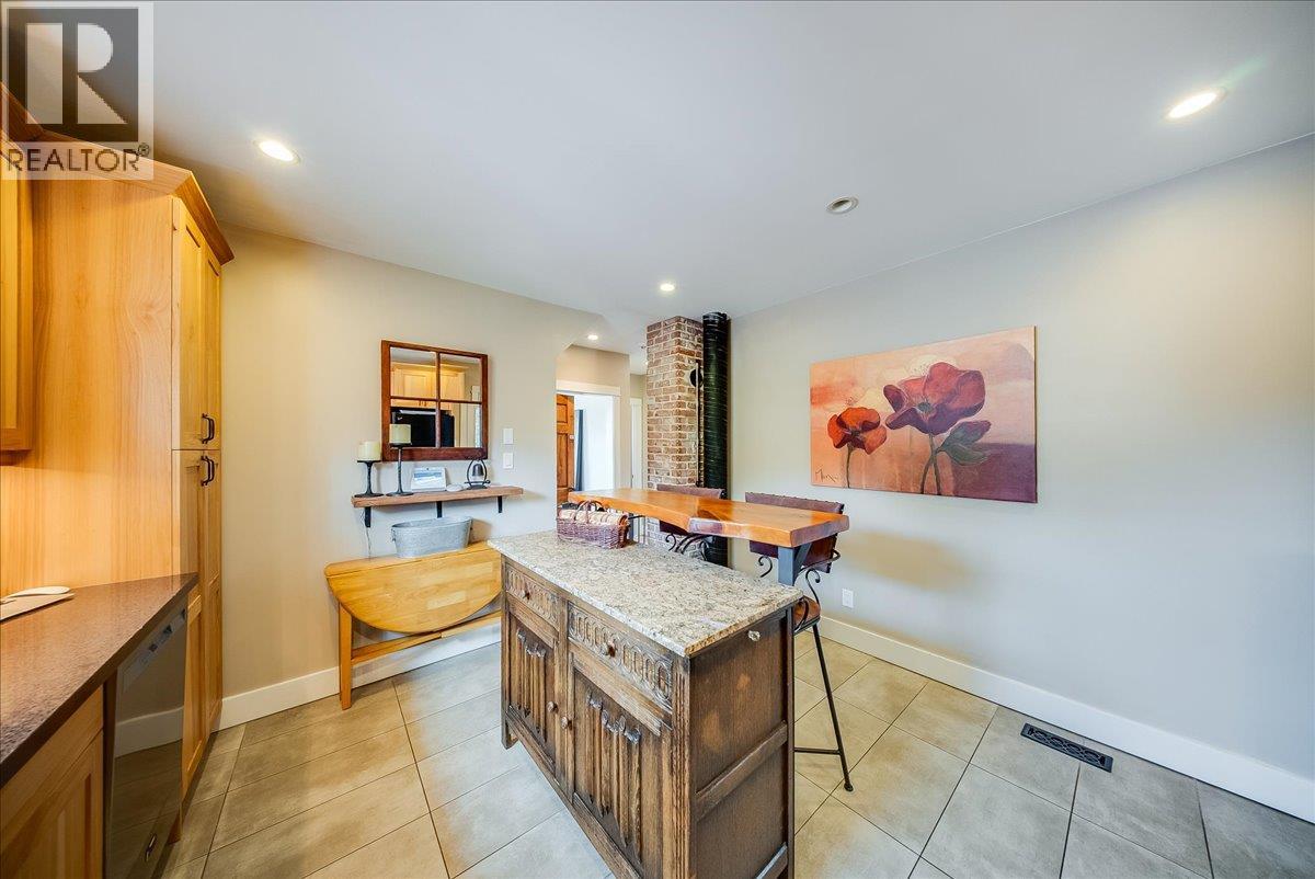 812 2nd Street, Castlegar, British Columbia  V1N 1Y7 - Photo 14 - 10398431
