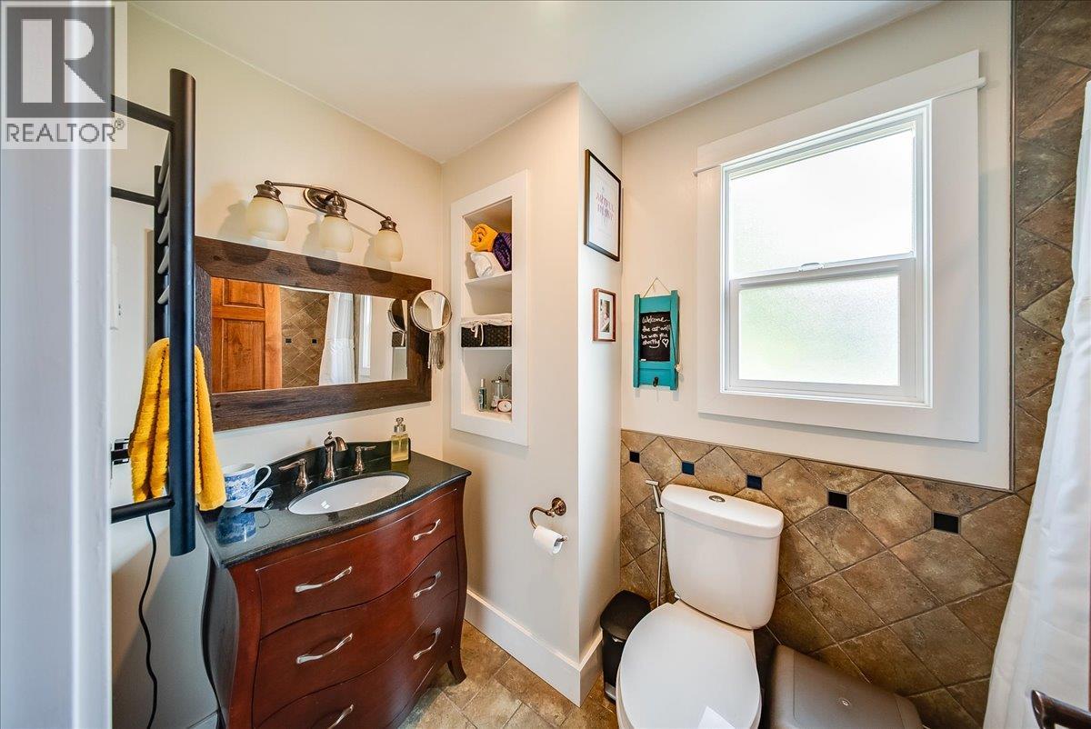 812 2nd Street, Castlegar, British Columbia  V1N 1Y7 - Photo 15 - 10398431