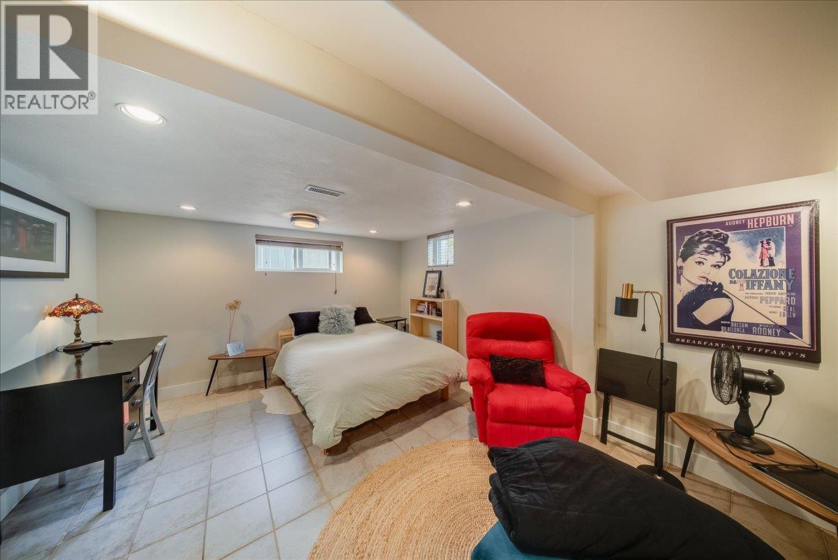 812 2nd Street, Castlegar, British Columbia  V1N 1Y7 - Photo 34 - 10398431