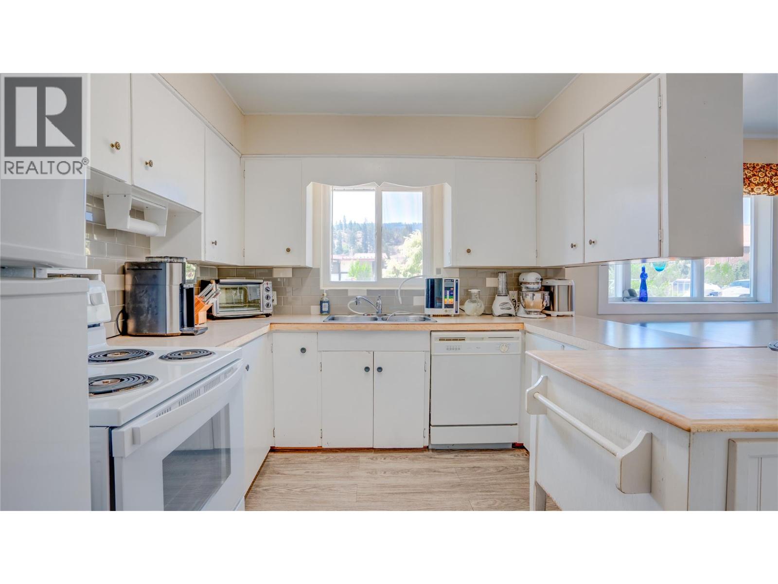 1007 George Street, Enderby, British Columbia  V0E 1V0 - Photo 12 - 10398313