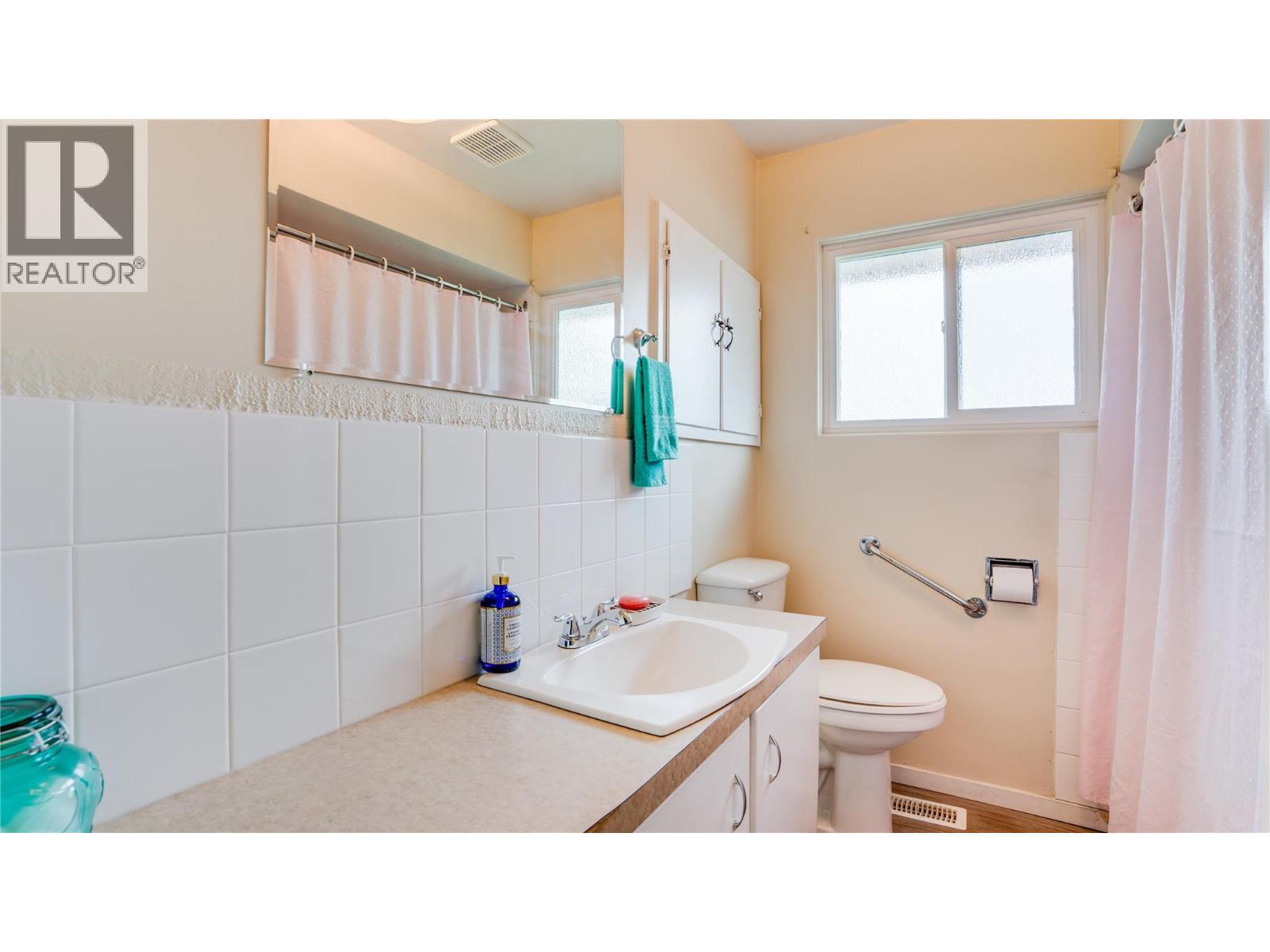 1007 George Street, Enderby, British Columbia  V0E 1V0 - Photo 17 - 10398313