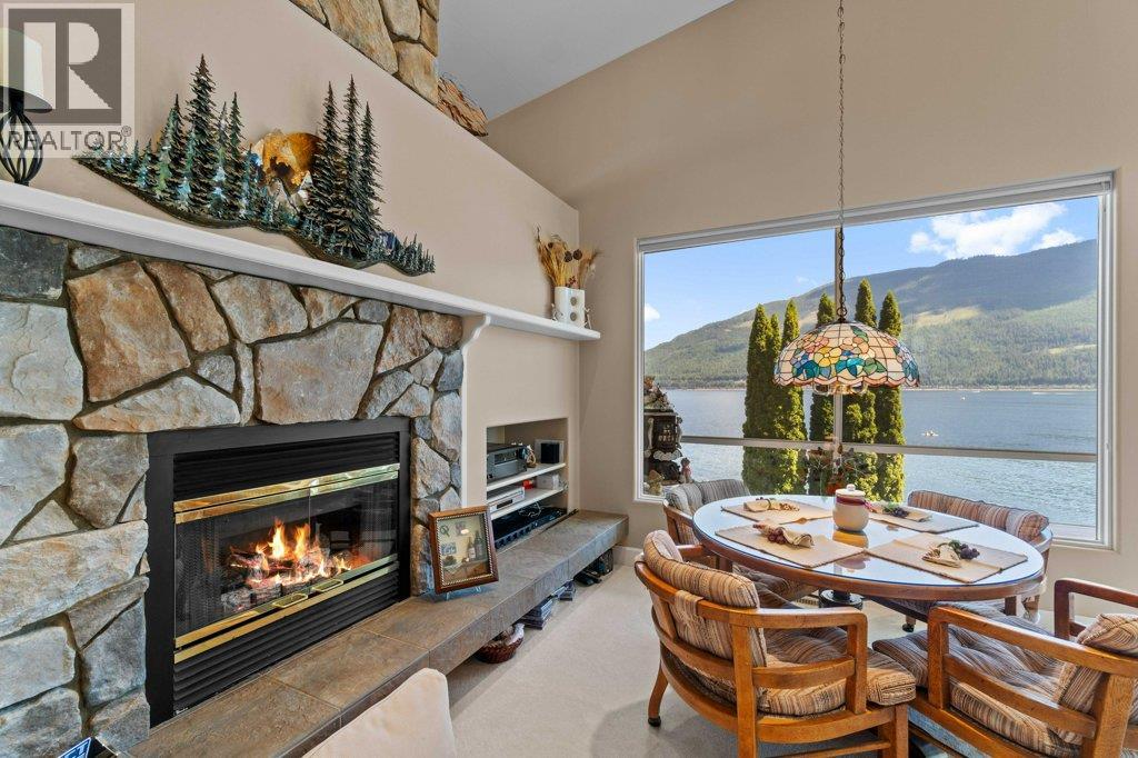 4842 Sunnybrae Canoe Point Road, Tappen, British Columbia  V0E 2X1 - Photo 17 - 10398604