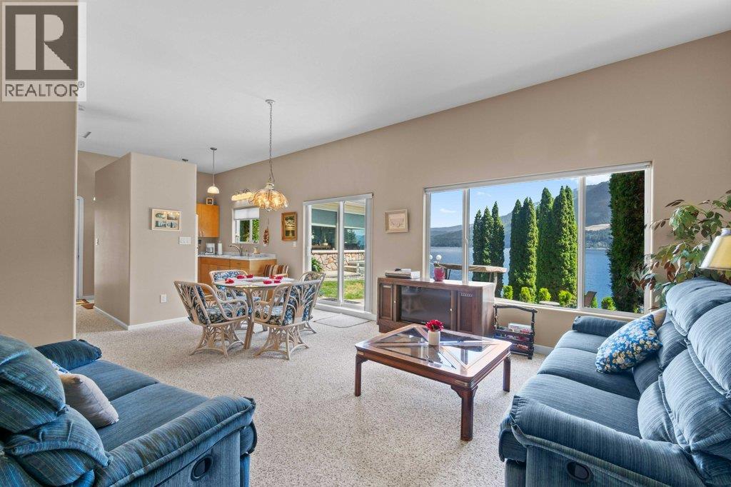 4842 Sunnybrae Canoe Point Road, Tappen, British Columbia  V0E 2X1 - Photo 42 - 10398604