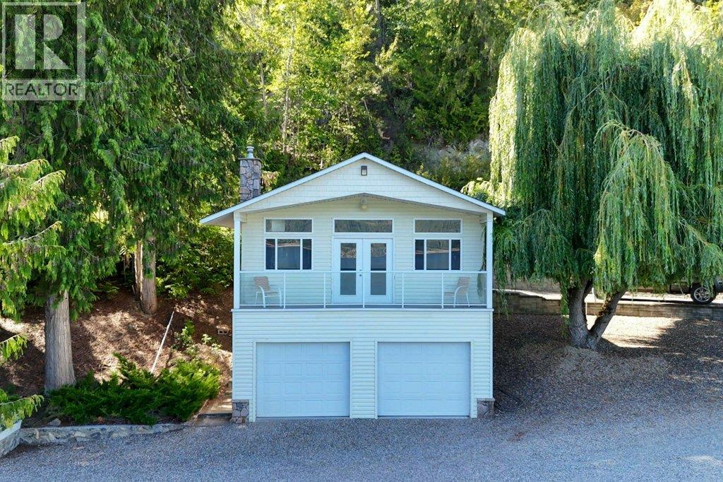 4842 Sunnybrae Canoe Point Road, Tappen, British Columbia  V0E 2X1 - Photo 5 - 10398604