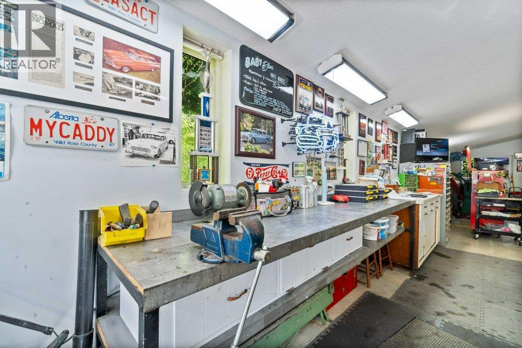 4842 Sunnybrae Canoe Point Road, Tappen, British Columbia  V0E 2X1 - Photo 64 - 10398604