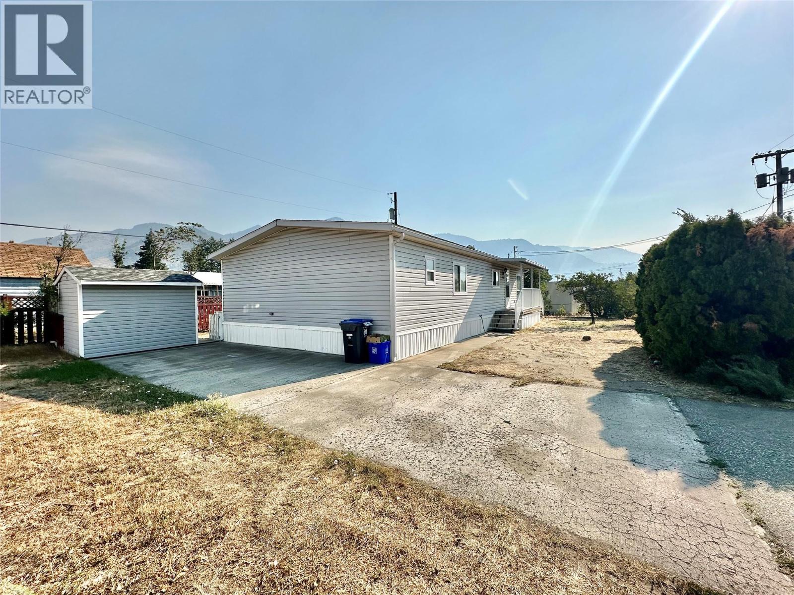 908 Blakeborough Avenue, Keremeos, British Columbia  V0X 1N2 - Photo 1 - 10397342