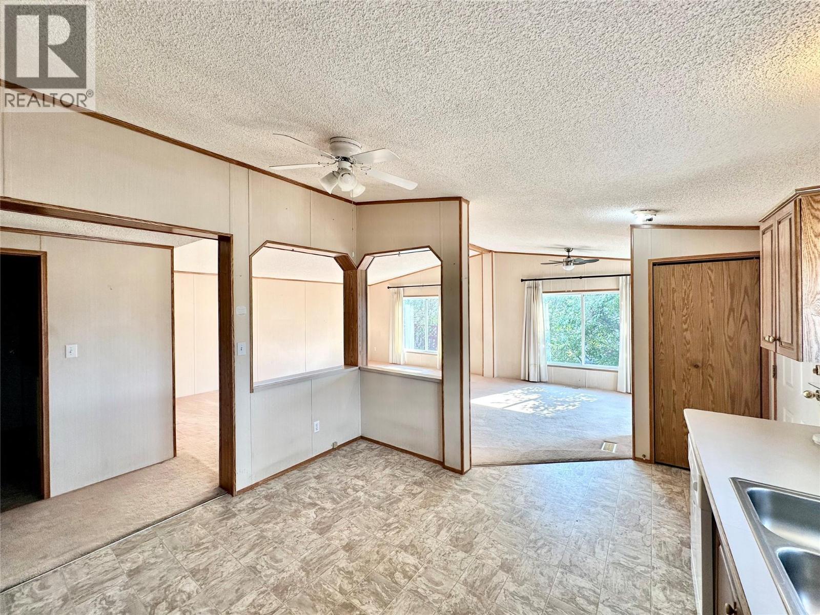 908 Blakeborough Avenue, Keremeos, British Columbia  V0X 1N2 - Photo 15 - 10397342