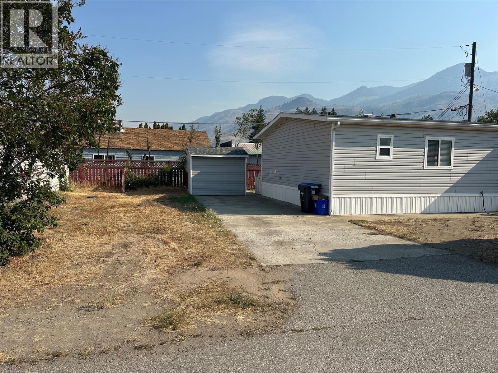 908 Blakeborough Avenue, Keremeos, British Columbia  V0X 1N2 - Photo 2 - 10397342