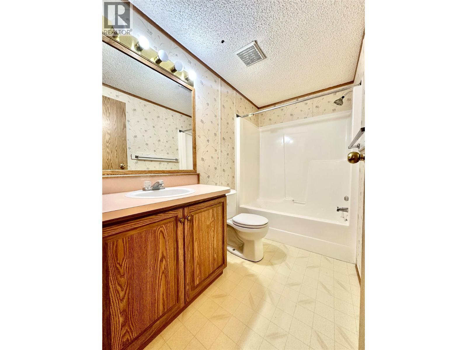 908 Blakeborough Avenue, Keremeos, British Columbia  V0X 1N2 - Photo 25 - 10397342