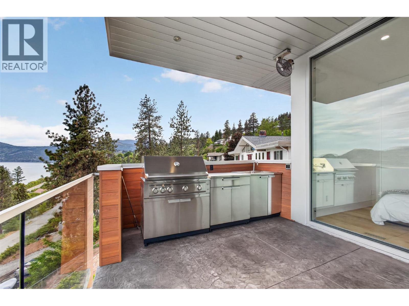5835 Vicary Road, Peachland, British Columbia  V0H 1X4 - Photo 30 - 10397897