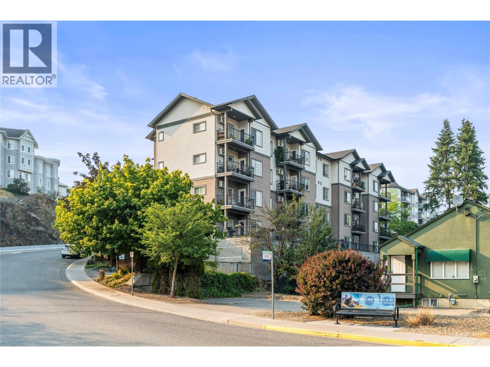 3211 Centennial Drive Unit# 24, Vernon, British Columbia  V1T 2T8 - Photo 1 - 10398390