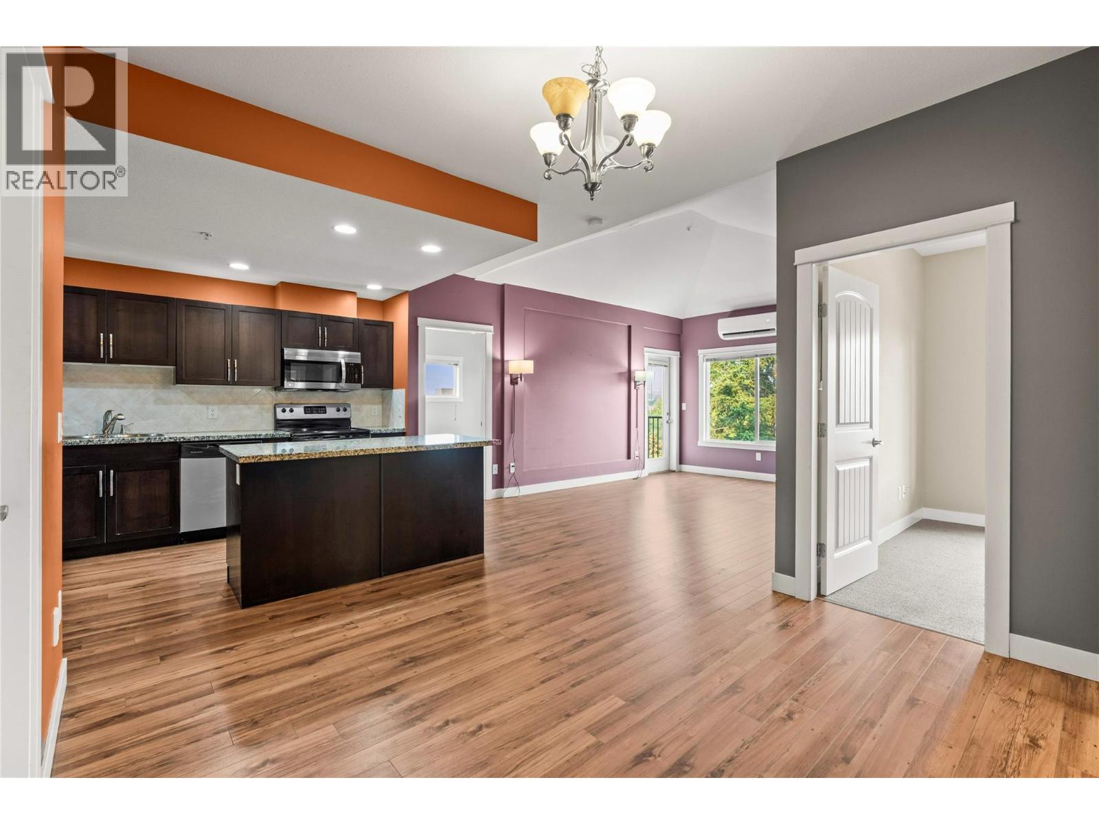 3211 Centennial Drive Unit# 24, Vernon, British Columbia  V1T 2T8 - Photo 3 - 10398390