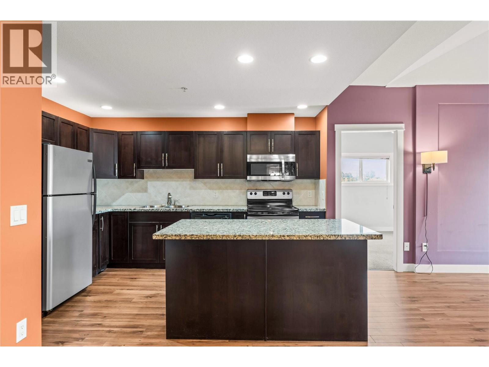 3211 Centennial Drive Unit# 24, Vernon, British Columbia  V1T 2T8 - Photo 5 - 10398390