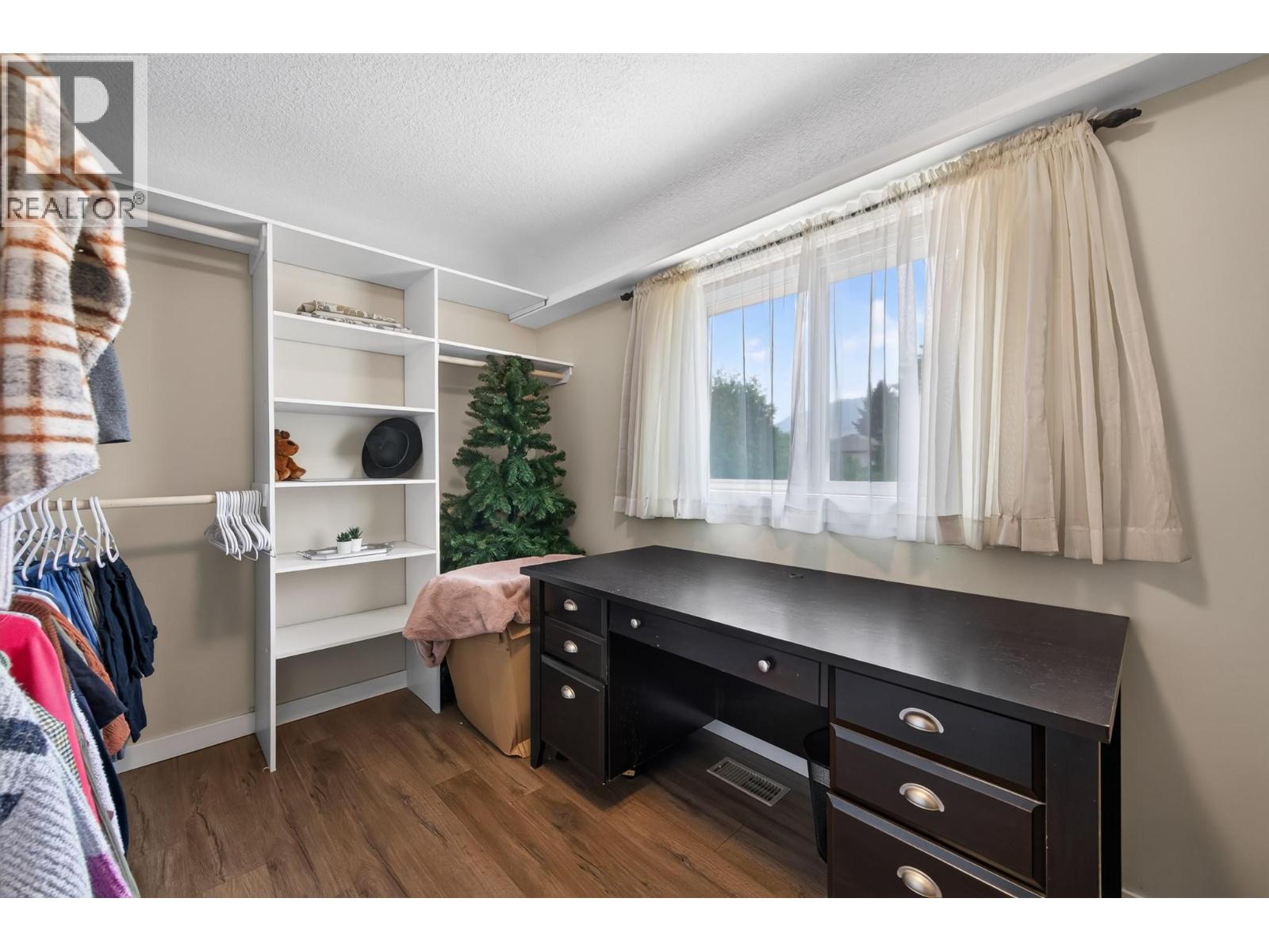 2545 Young Avenue, Kamloops, British Columbia  V2B 4M9 - Photo 15 - 10398653