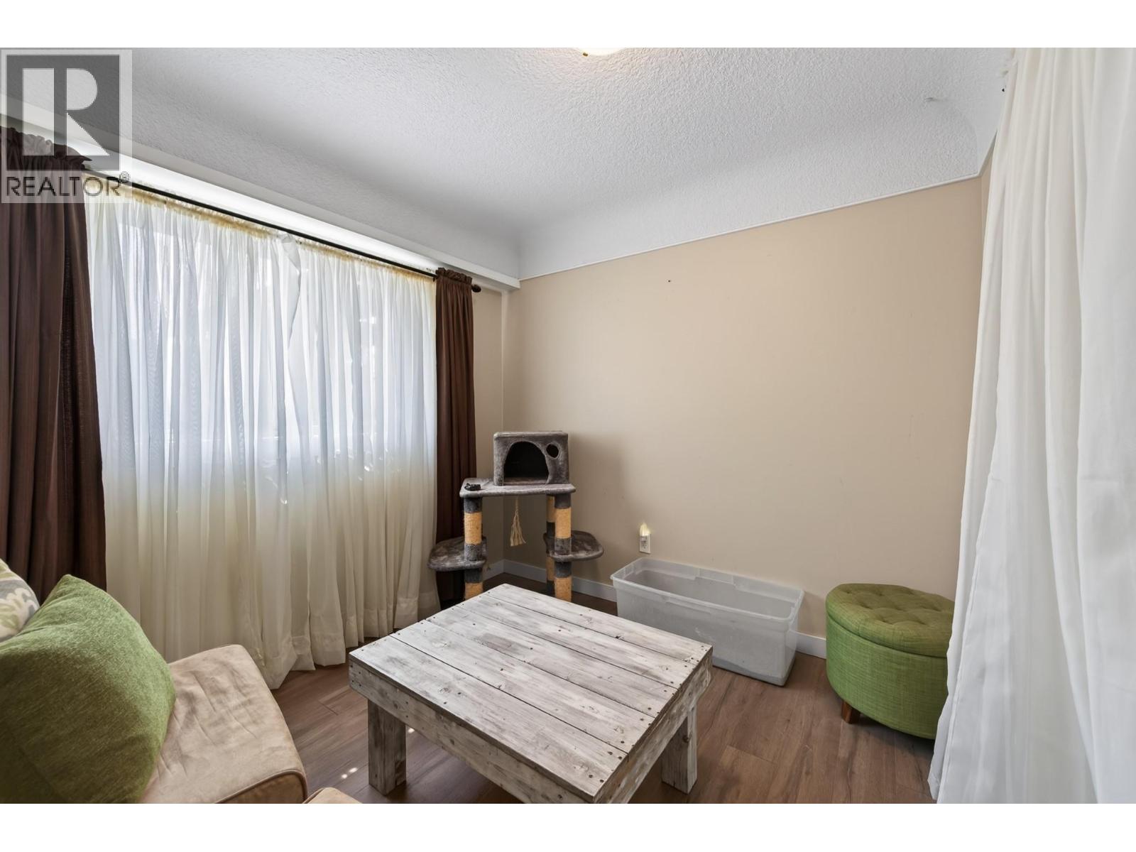 2545 Young Avenue, Kamloops, British Columbia  V2B 4M9 - Photo 16 - 10398653