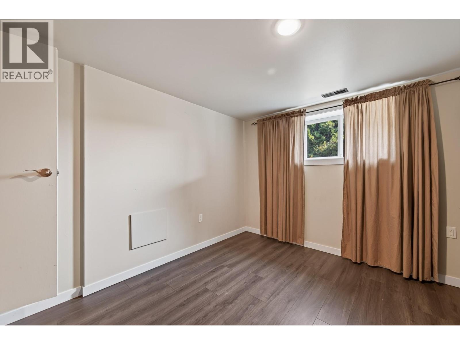 2545 Young Avenue, Kamloops, British Columbia  V2B 4M9 - Photo 24 - 10398653