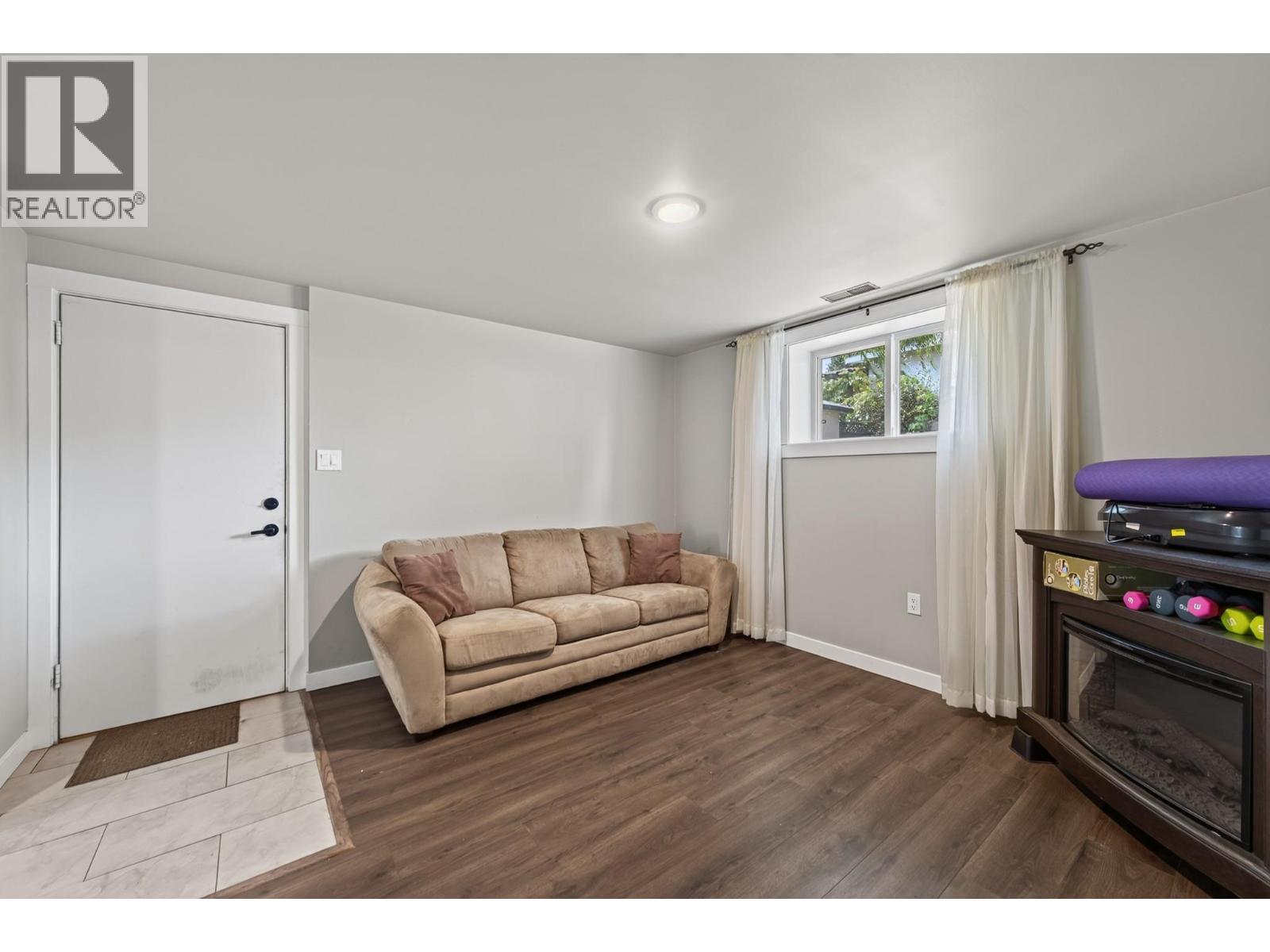 2545 Young Avenue, Kamloops, British Columbia  V2B 4M9 - Photo 25 - 10398653