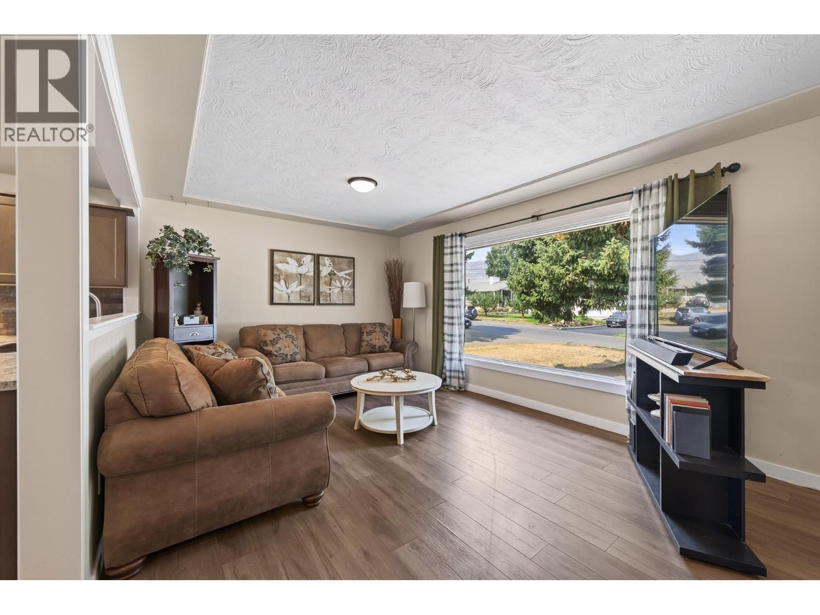 2545 Young Avenue, Kamloops, British Columbia  V2B 4M9 - Photo 4 - 10398653
