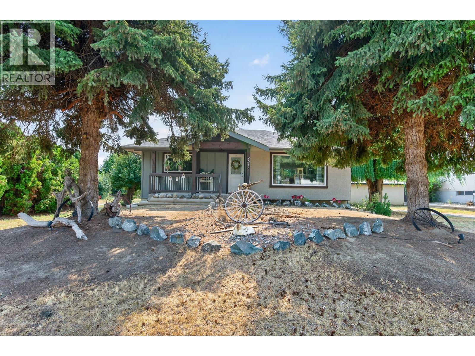 2545 Young Avenue, Kamloops, British Columbia  V2B 4M9 - Photo 42 - 10398653