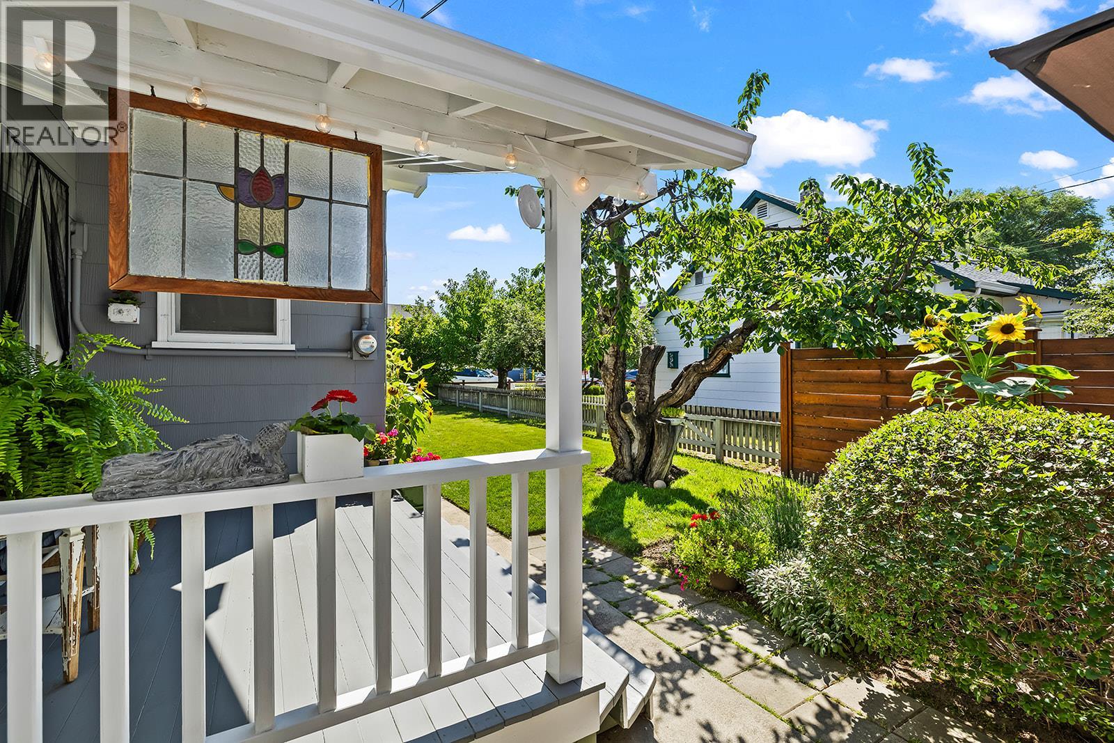 1404 Graham Street, Kelowna, British Columbia  V1Y 3A8 - Photo 22 - 10398621