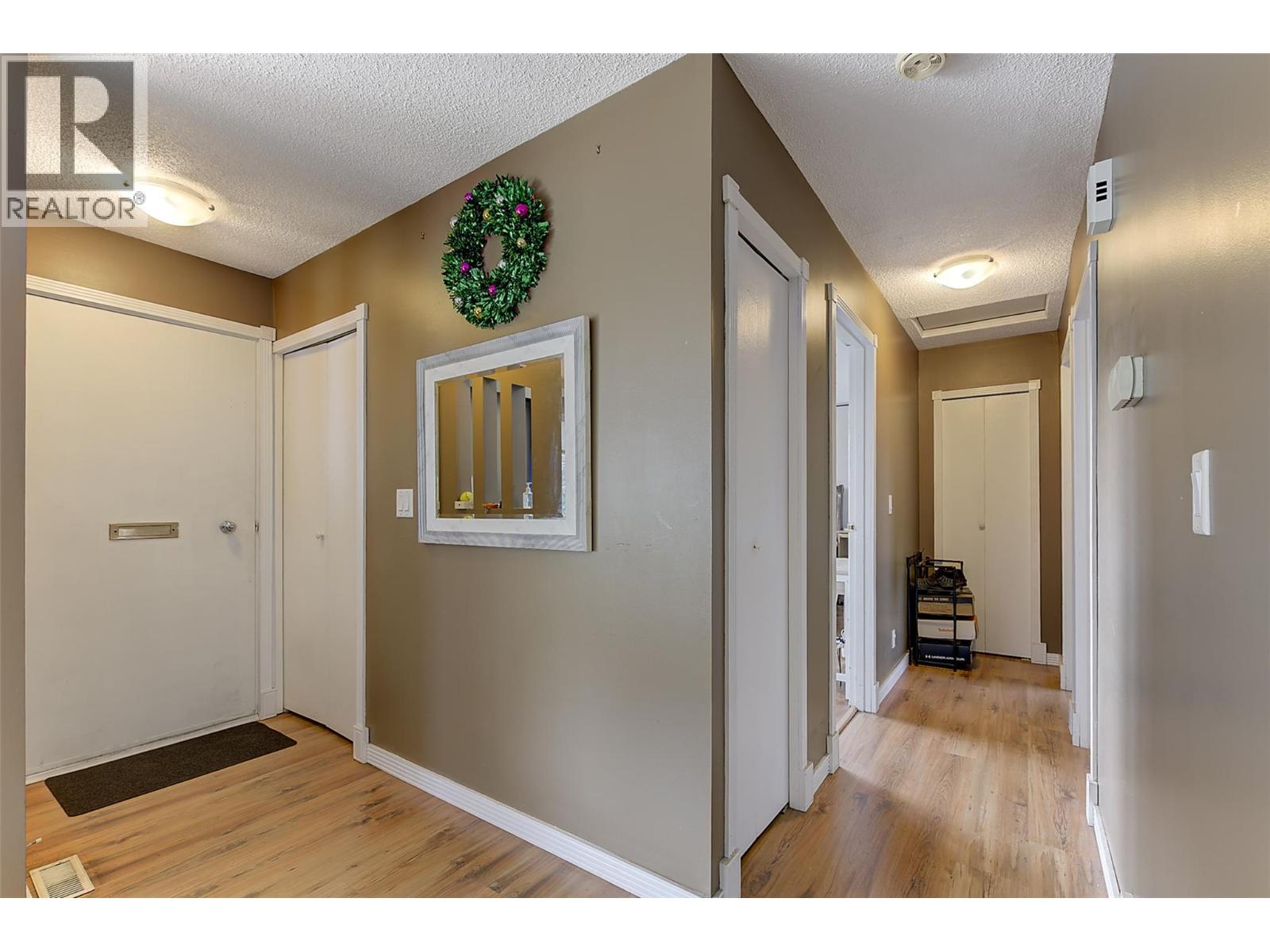 680 Myron Road, Kelowna, British Columbia  V1X 5K2 - Photo 25 - 10398429