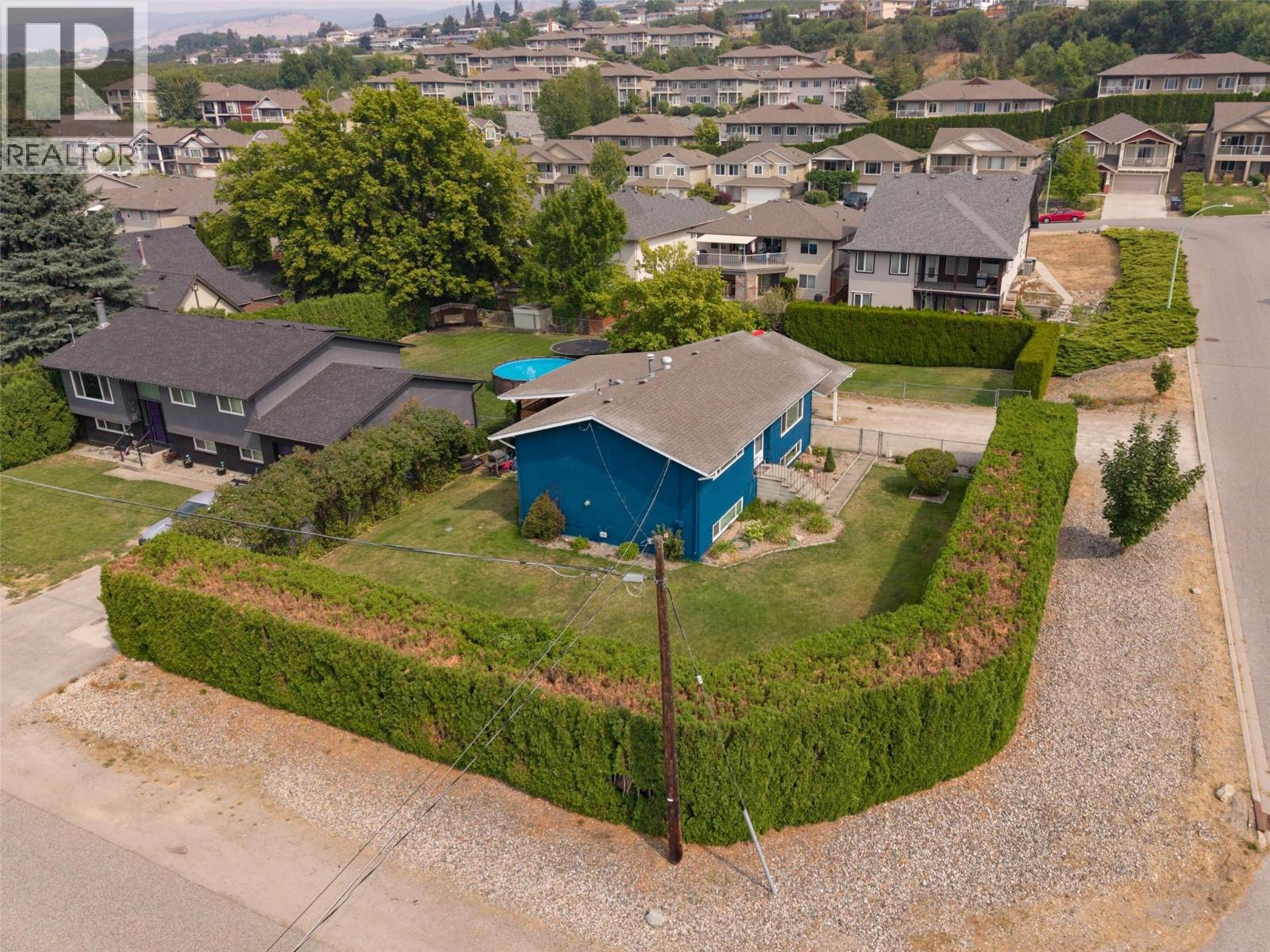 680 Myron Road, Kelowna, British Columbia  V1X 5K2 - Photo 40 - 10398429