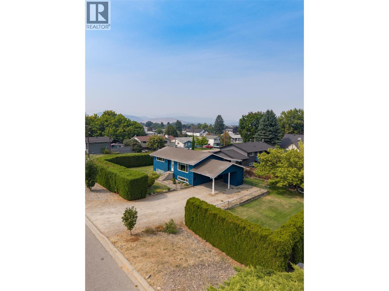 680 Myron Road, Kelowna, British Columbia  V1X 5K2 - Photo 44 - 10398429