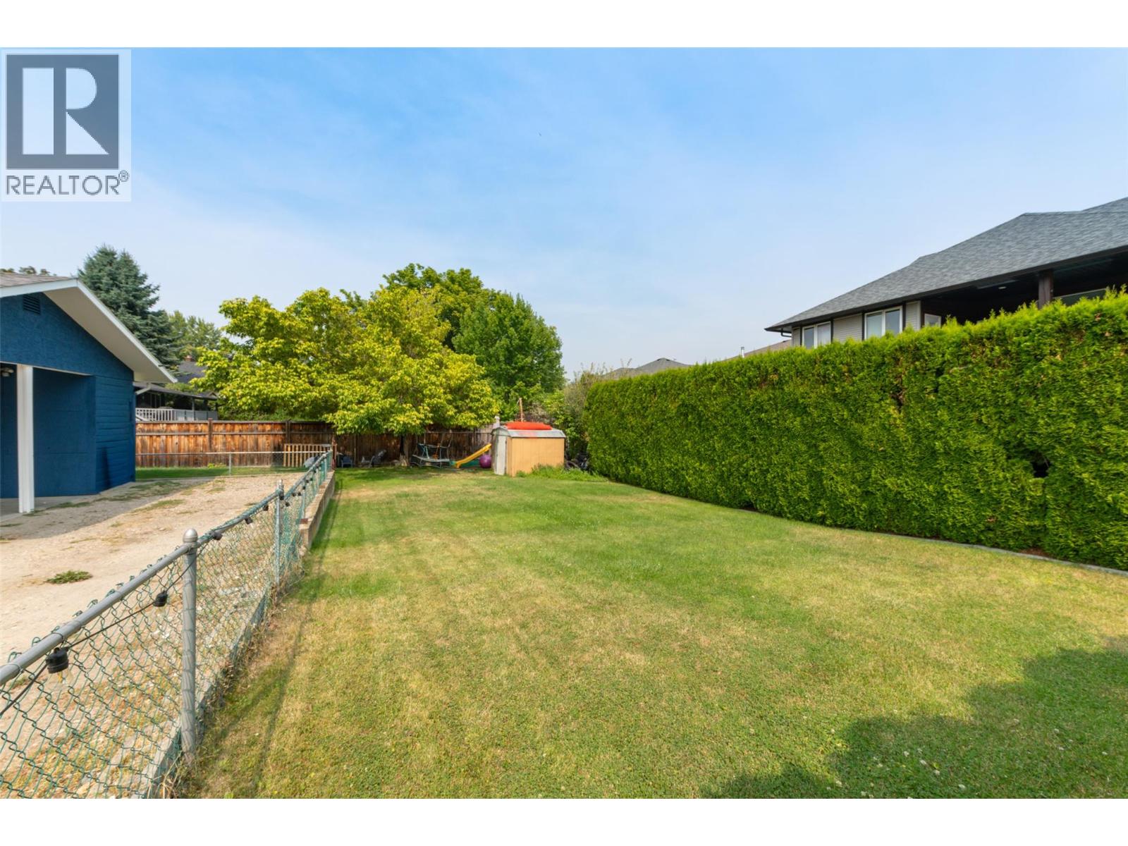 680 Myron Road, Kelowna, British Columbia  V1X 5K2 - Photo 9 - 10398429