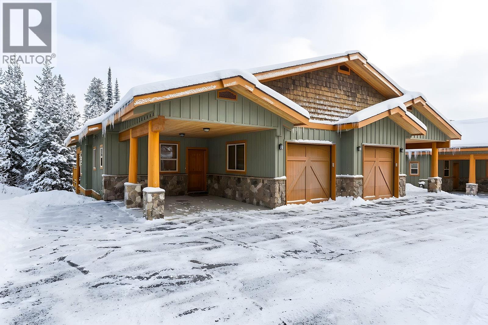 5940 Snow Pines Way Unit# 11, Big White, British Columbia  V1P 1P3 - Photo 1 - 10394411