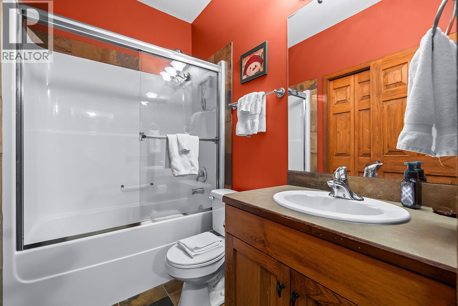 5940 Snow Pines Way Unit# 11, Big White, British Columbia  V1P 1P3 - Photo 30 - 10394411