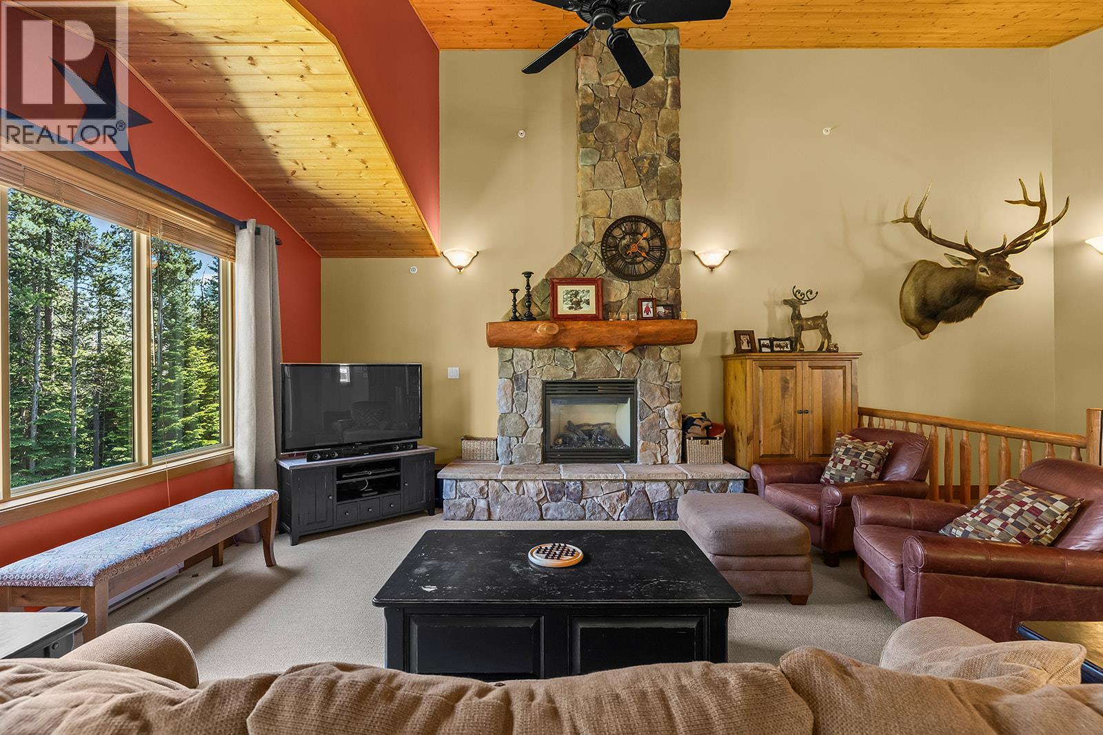 5940 Snow Pines Way Unit# 11, Big White, British Columbia  V1P 1P3 - Photo 4 - 10394411