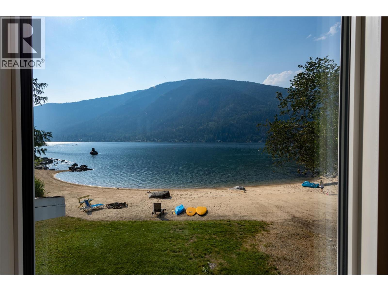 2205 Bealby Road, Nelson, British Columbia  V1L 6W2 - Photo 11 - 10395338