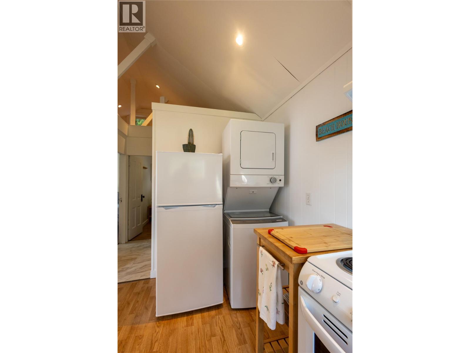 2205 Bealby Road, Nelson, British Columbia  V1L 6W2 - Photo 14 - 10395338