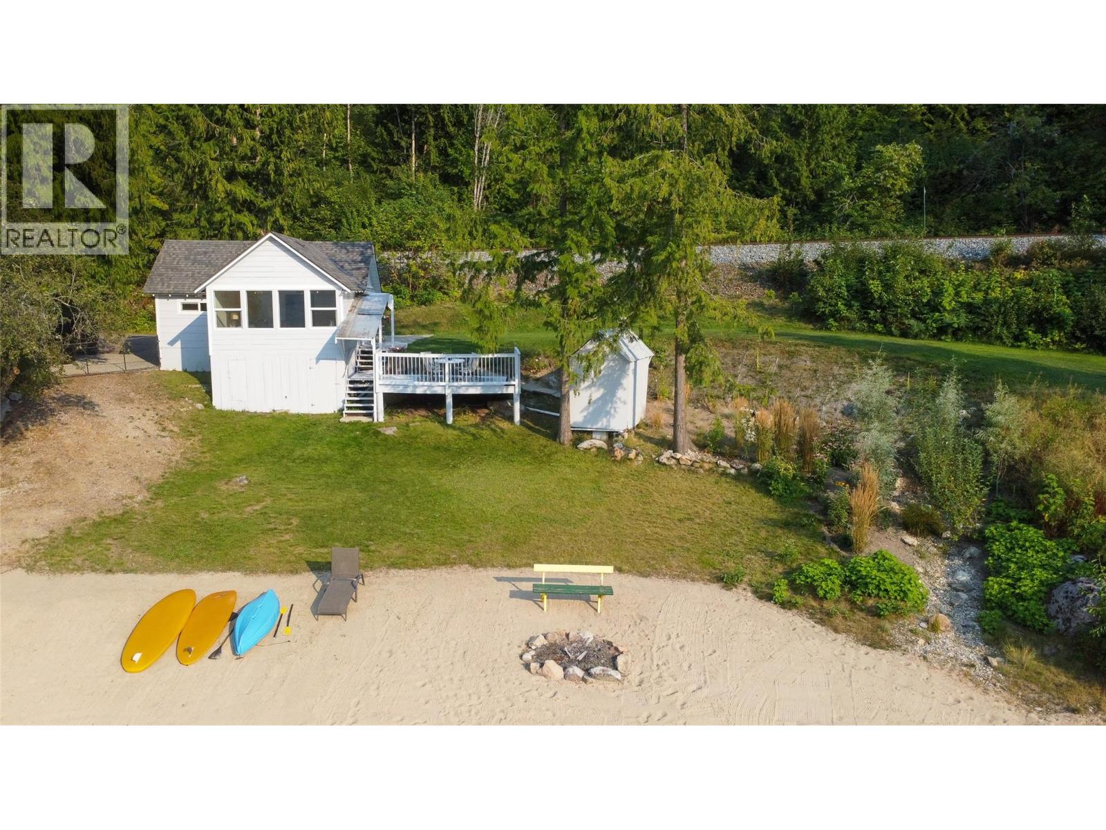 2205 Bealby Road, Nelson, British Columbia  V1L 6W2 - Photo 2 - 10395338