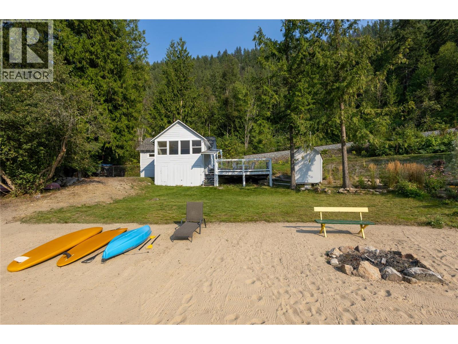 2205 Bealby Road, Nelson, British Columbia  V1L 6W2 - Photo 3 - 10395338