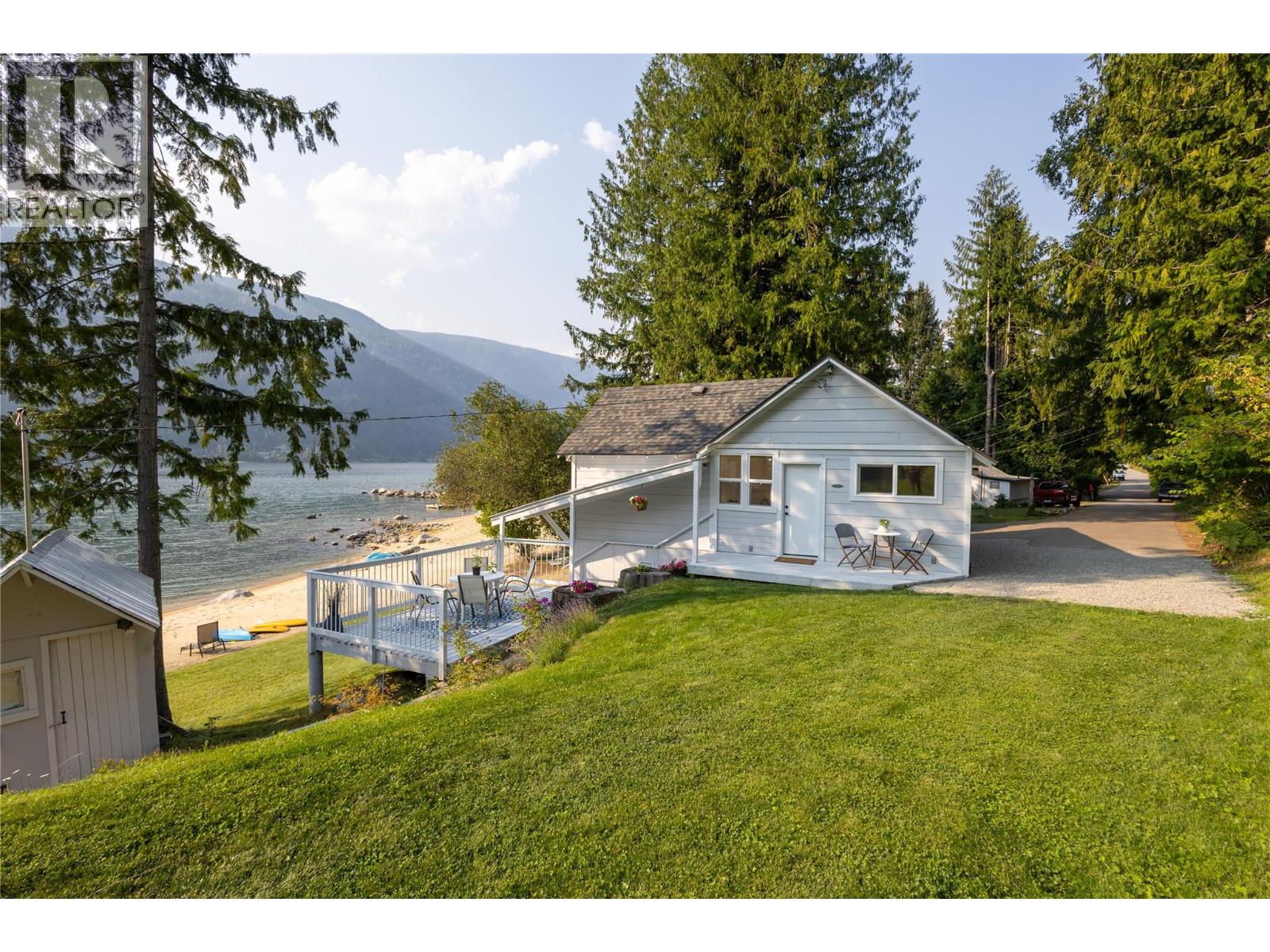 2205 Bealby Road, Nelson, British Columbia  V1L 6W2 - Photo 6 - 10395338