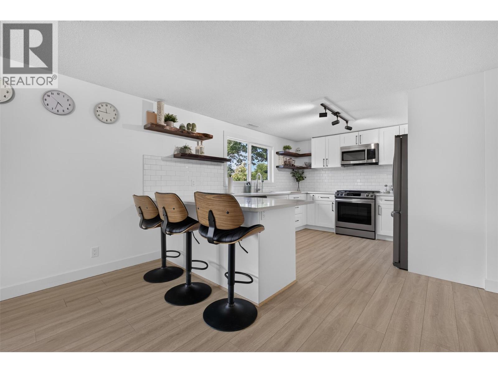6531 Longacre Drive, Vernon, British Columbia  V1H 1H9 - Photo 25 - 10396241