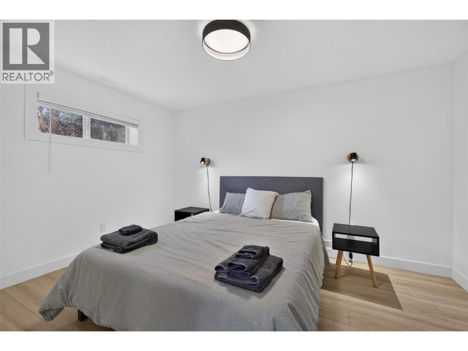 6531 Longacre Drive, Vernon, British Columbia  V1H 1H9 - Photo 7 - 10396241